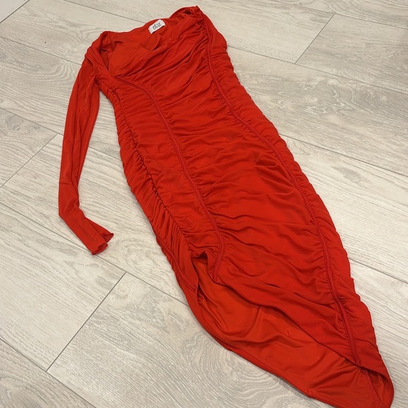 Oh Polly Dresses & Skirts - Oh Polly Dress red sz 6 like new